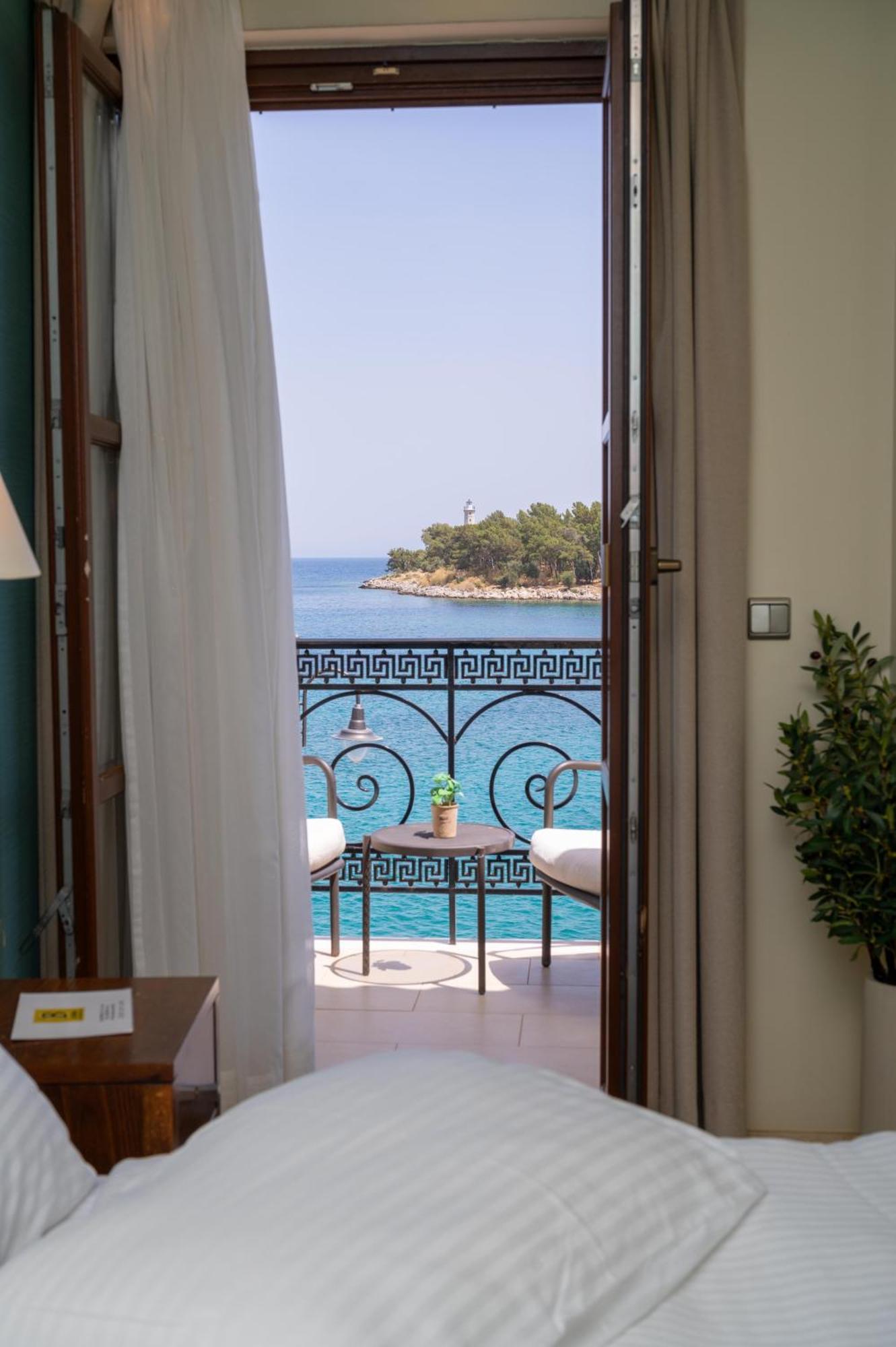 La Boheme Hotel غيتيو المظهر الخارجي الصورة