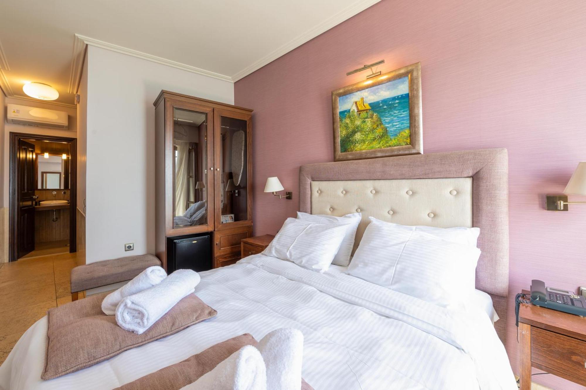 La Boheme Hotel غيتيو المظهر الخارجي الصورة